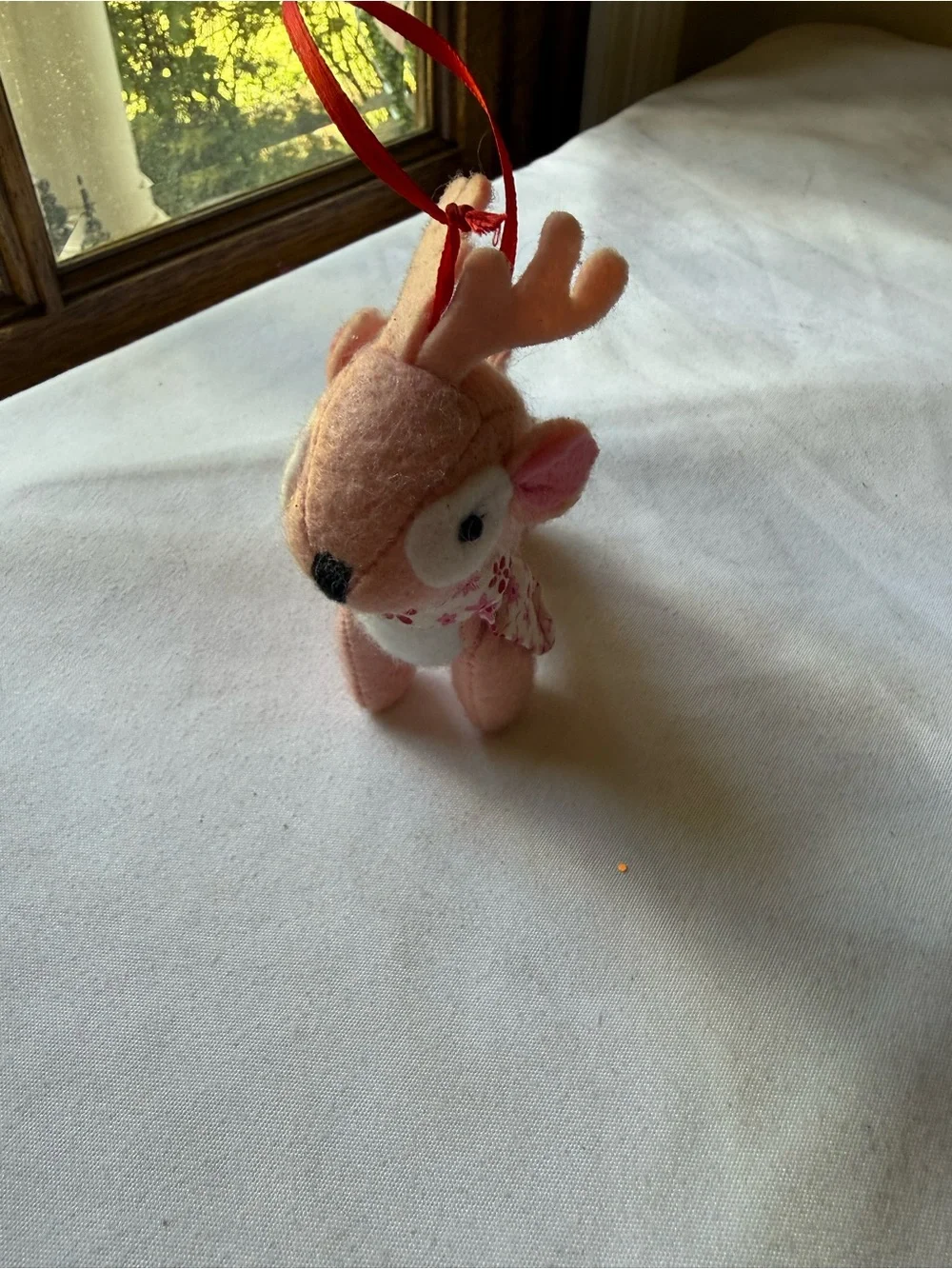 Sweet Pink Felt Reindeer Ornament with Cute Scarf #Christmas #Vintage